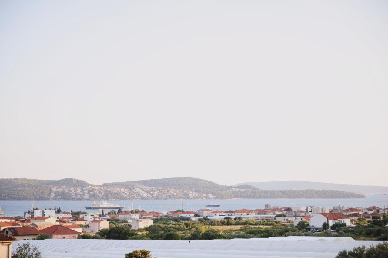Apartment Blanka With A Beautiful View Of Trogir Exterior foto