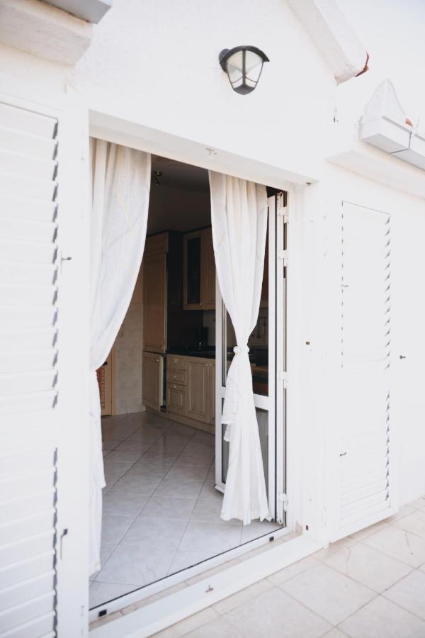 Apartment Blanka With A Beautiful View Of Trogir Exterior foto